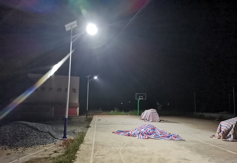 太阳能路灯节能环保特性分析